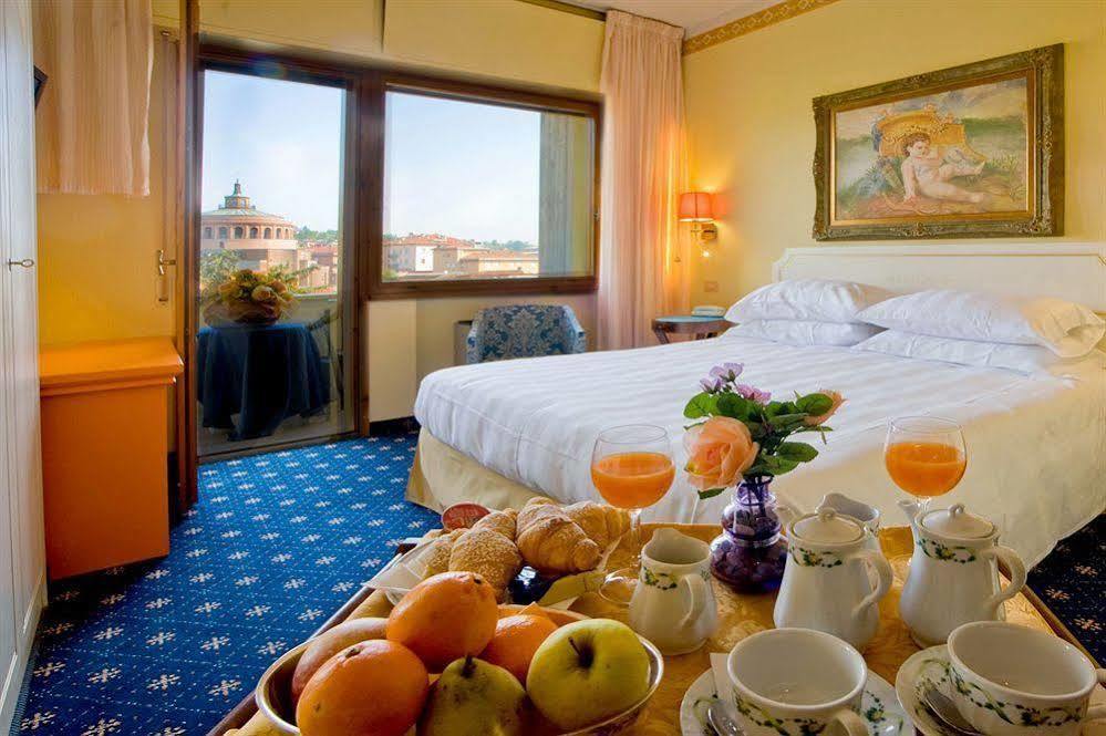 Hotel Ferrari Салсомаджоре Терме Екстериор снимка