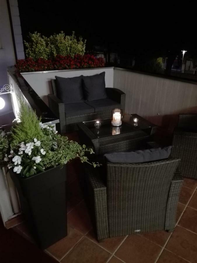 Hotel Ferrari Салсомаджоре Терме Екстериор снимка